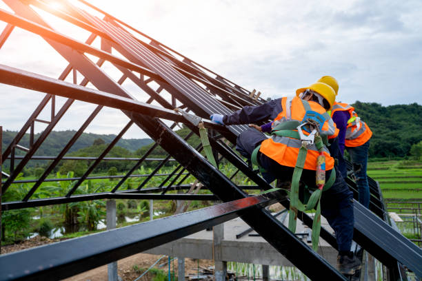 Best Roof Leak Repair  in Milton, WA